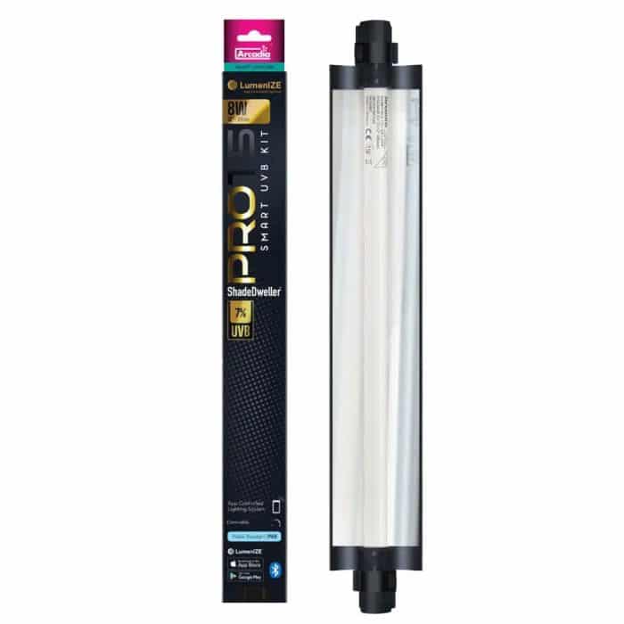 Arcadia LumenIZE Pro T5 Shadedweller 7% UVB 8W lighting kit showing lamp, fixture and retail packaging.